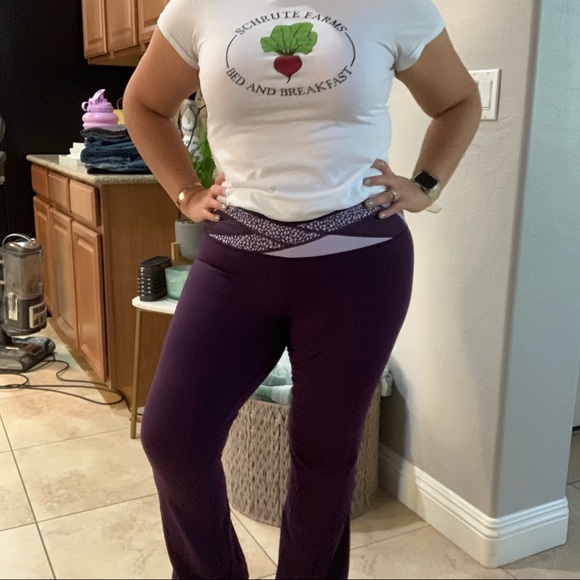 Lululemon 10 wide leg purple leggings high waisted - Picture 8 of 8